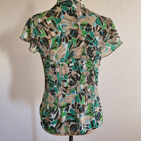 Pleated Blouse - Picture 4 of 5